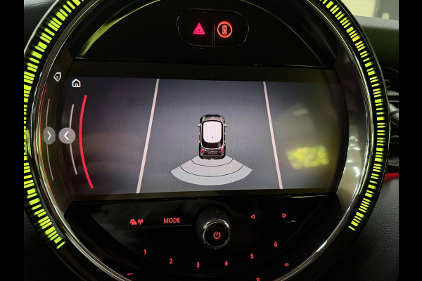 MINI 5-deurs 1.5 Cooper Camden BLACK-EDITION 136PK NAVI/CARPLAY/LED/DAB/ECC/PDC/CRUISE///