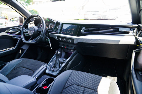 Audi A1 Sportback 40 TFSI edition one | Bang & Olufsen | Camera | Sfeer verlichting | Digitaal dashboard