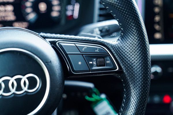 Audi A1 Sportback 40 TFSI edition one | Bang & Olufsen | Camera | Sfeer verlichting | Digitaal dashboard