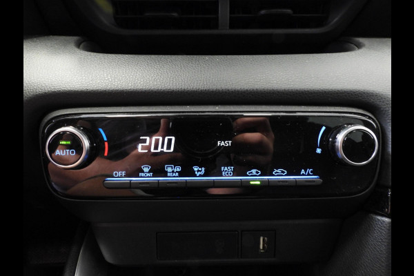 Toyota Yaris 1.5 Hybrid 115 Active NAVI-APP/CAMERA/CLIMA/BLEUTOOTH!