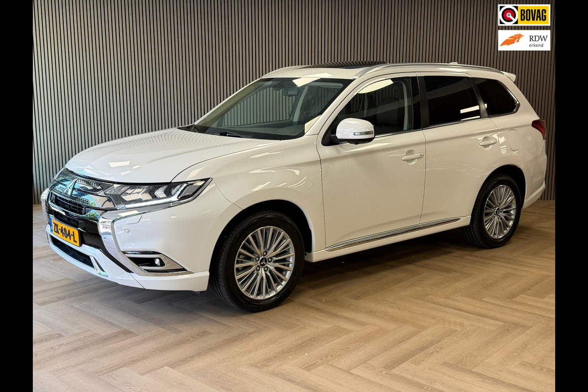 Mitsubishi Outlander 2.4 PHEV Intense+ AUT. PLUG-IN SCHUIFDAK CAMERA PDC CRUISE KEYLESS-GO STOEL/STUURVERWARMING