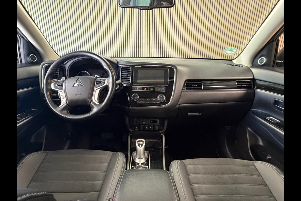 Mitsubishi Outlander 2.4 PHEV Intense+ AUT. PLUG-IN SCHUIFDAK CAMERA PDC CRUISE KEYLESS-GO STOEL/STUURVERWARMING