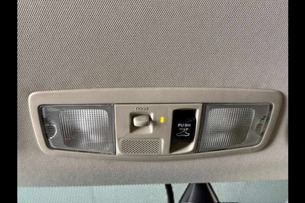 Mitsubishi Outlander 2.4 PHEV Intense+ AUT. PLUG-IN SCHUIFDAK CAMERA PDC CRUISE KEYLESS-GO STOEL/STUURVERWARMING