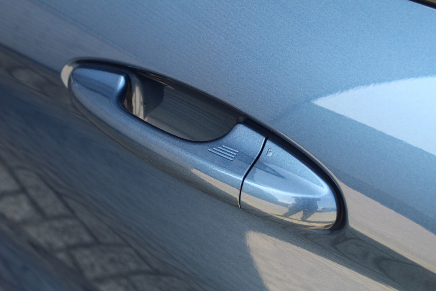 Ford Fiesta 1.0 EcoBoost Hybrid 125PK ST-Line X | Trekhaak | B&O | Winterpack | Navigatie | Cruise control