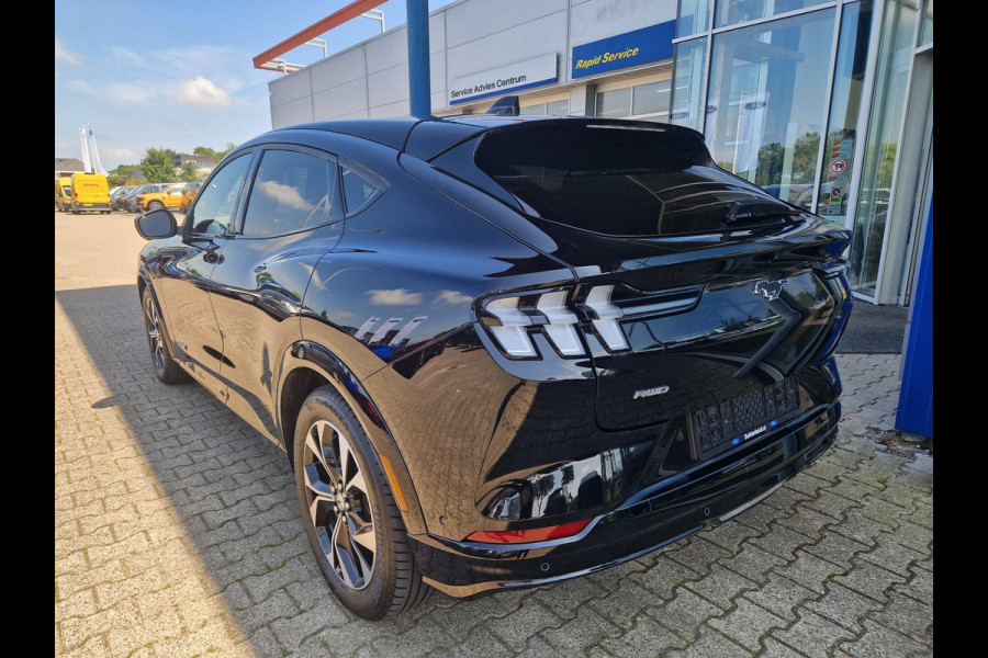 Ford Mustang Mach-E Extended AWD 98 kWh | maar 17435 KM! | Panoramadak | B&O | Lederen bekleding | 20 inch LMV incl rode remklauwen | Electrische achterklep | Elect.stoelverstelling + memo