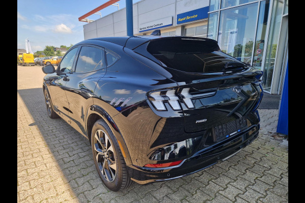 Ford Mustang Mach-E Extended AWD 98 kWh | maar 17435 KM! | Panoramadak | B&O | Lederen bekleding | 20 inch LMV incl rode remklauwen | Electrische achterklep | Elect.stoelverstelling + memo