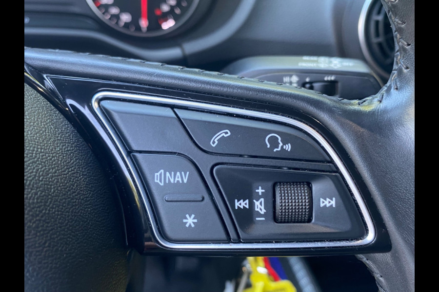 Audi Q2 30TSI NAVI/AMBIANCE/CRUISE/MATRIX/PDC/18INCH