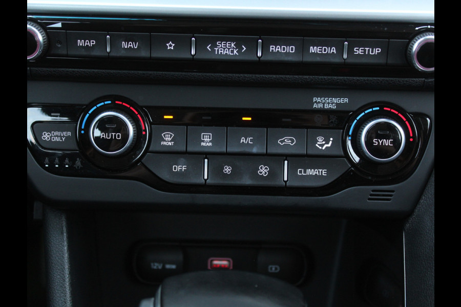 Kia Niro 1.6 GDi PHEV DynamicPlusLine CARPLAY | CLIMATE | ADAPCRUISE | DAB | NAVI | STOEL/STUURVERW | LMV16 | CAMERA | LED | LEER/STOF
