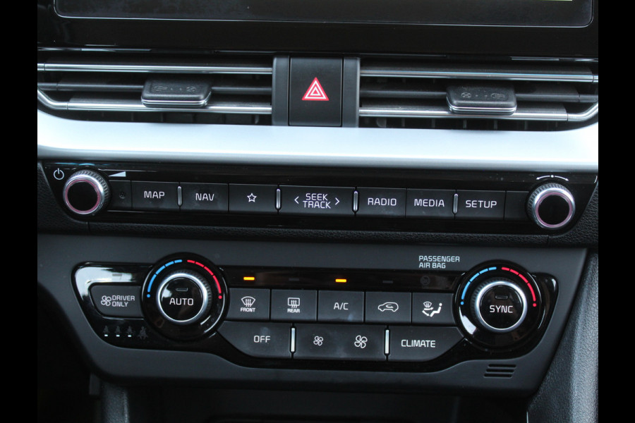 Kia Niro 1.6 GDi PHEV DynamicPlusLine CARPLAY | CLIMATE | ADAPCRUISE | DAB | NAVI | STOEL/STUURVERW | LMV16 | CAMERA | LED | LEER/STOF