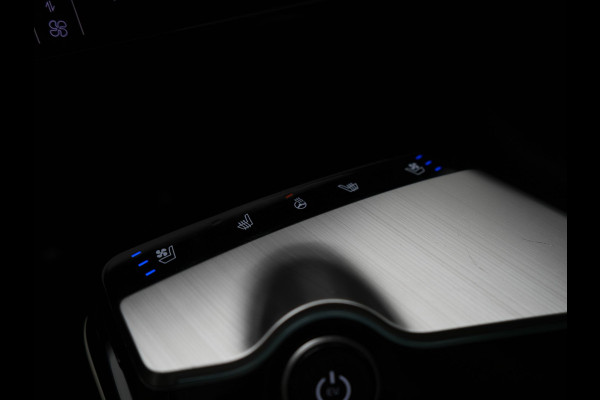 Kia Ev6 GT-Line AWD 77.4 kWh 325pk Dealer O.H. | Adaptive Cruise | Head Up | 360 Camera | Alcantara Sportstoelen Ventilatie & Memory | Meridian Audio | Keyless | Blis | Apple Carplay | Stoelen & Stuur Verwarmd | Navigatie | DAB | 21"L.M |