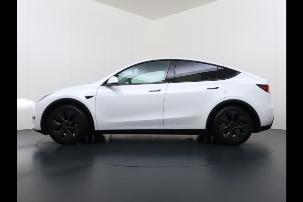 Tesla Model Y Long Range RWD 75 kWh LONG RANGE AWD FSD! VAN: 46.900,- VOOR: 43.877,- | FULL SELF DRIVE OP DE AUTO (UNIEK, GEEN ABONNEMENT MAAR GEKOCHT )|