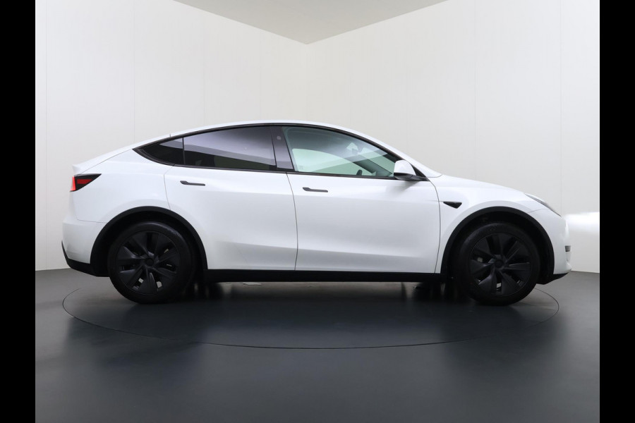 Tesla Model Y Long Range RWD 75 kWh LONG RANGE AWD FSD! VAN: 46.900,- VOOR: 43.877,- | FULL SELF DRIVE OP DE AUTO (UNIEK, GEEN ABONNEMENT MAAR GEKOCHT )|