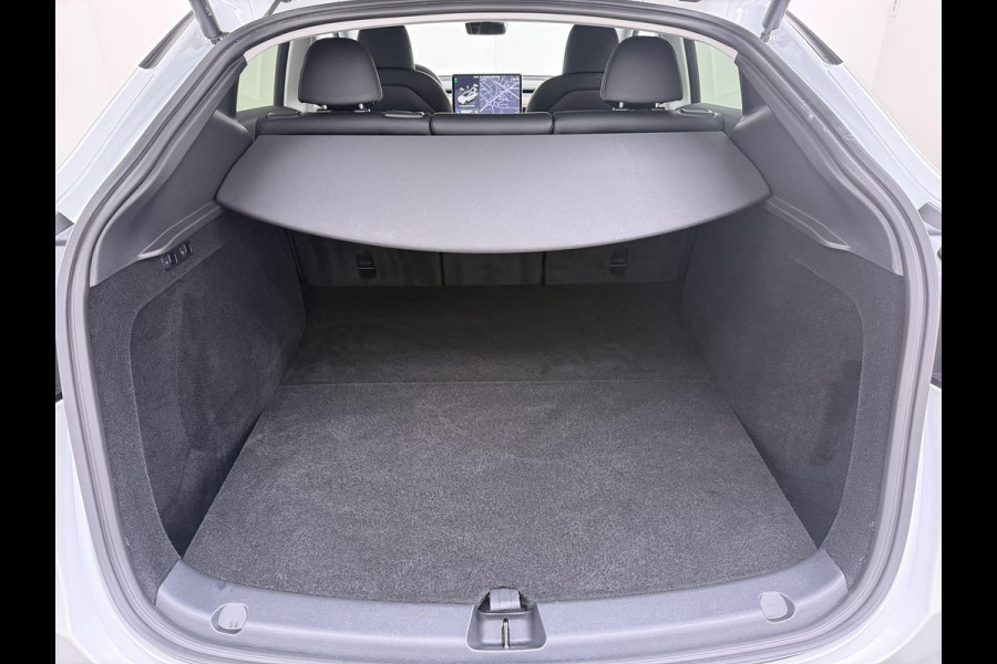 Tesla Model Y Long Range RWD 75 kWh LONG RANGE AWD FSD! VAN: 46.900,- VOOR: 43.877,- | FULL SELF DRIVE OP DE AUTO (UNIEK, GEEN ABONNEMENT MAAR GEKOCHT )|