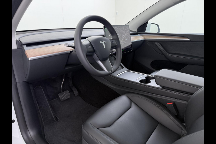 Tesla Model Y Long Range RWD 75 kWh LONG RANGE AWD FSD! VAN: 46.900,- VOOR: 43.877,- | FULL SELF DRIVE OP DE AUTO (UNIEK, GEEN ABONNEMENT MAAR GEKOCHT )|