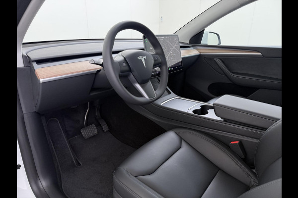Tesla Model Y Long Range RWD 75 kWh LONG RANGE AWD FSD! VAN: 46.900,- VOOR: 43.877,- | FULL SELF DRIVE OP DE AUTO (UNIEK, GEEN ABONNEMENT MAAR GEKOCHT )|