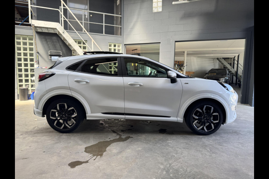 Ford Puma 1.0 EcoBoost Hybrid ST-line X PANO-B&O-LED