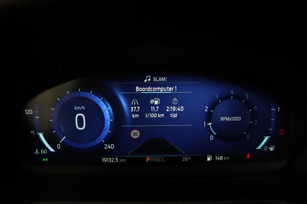 Ford Puma 1.0 EcoBoost Hybrid ST-line X PANO-B&O-LED