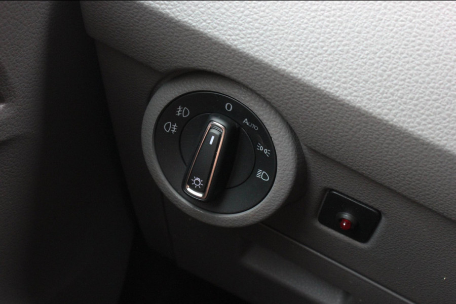 Volkswagen Transporter 2.0 TDI L2H1 150PK BULLI DC DUBBEL CABINE / JB-EDITION / FULL OPTIONS / LEDER BEKLEDING / FULL BLACK /APPLE