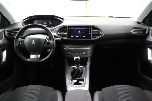 Peugeot 308 SW 1.2 Premium*NAVI*ACC*HAAK*CAM*ECC*KEYLESS*CARPLAY*