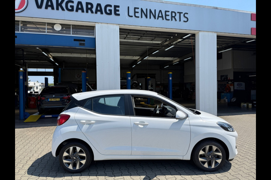 Hyundai i10 1.0 Premium Automaat (BOVAG/RIJKLAARPRIJS)