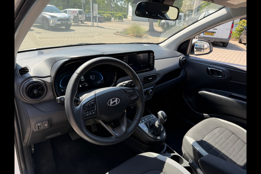 Hyundai i10 1.0 Premium Automaat (BOVAG/RIJKLAARPRIJS)