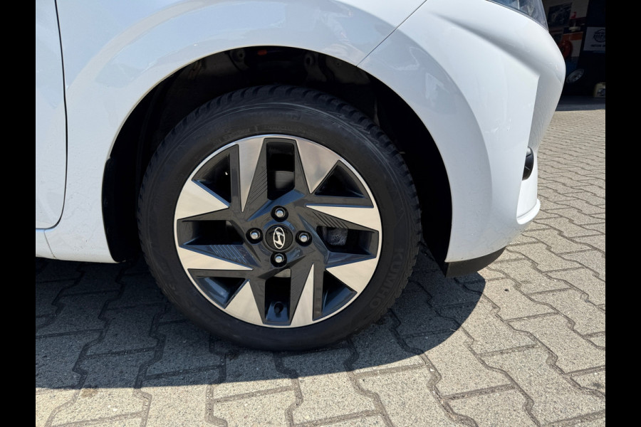 Hyundai i10 1.0 Premium Automaat (BOVAG/RIJKLAARPRIJS)