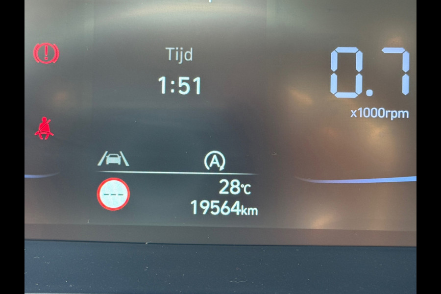 Hyundai i10 1.0 Premium Automaat (BOVAG/RIJKLAARPRIJS)
