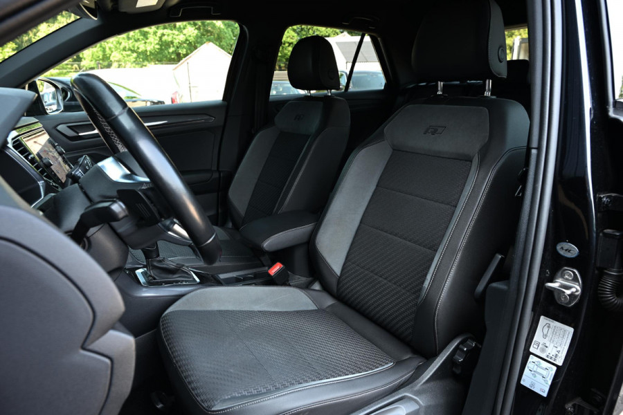 Volkswagen T-Roc 1.5 TSI Sport Business R | Camera | Adaptieve Cruise | Stoelverwarming | Trekhaak | Automaat | Blind Spot-sensor | Lane Assist |