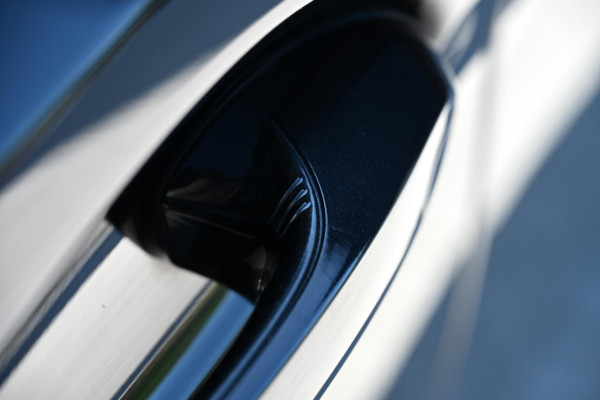 BMW 5 Serie 530e iPerformance High Executive | Panoramadak | HUD | 360 Camera | HIFI | Ambiance Interieur | Stoelverwarming + Ventilatie | Memory Seats | Keyless Entry |