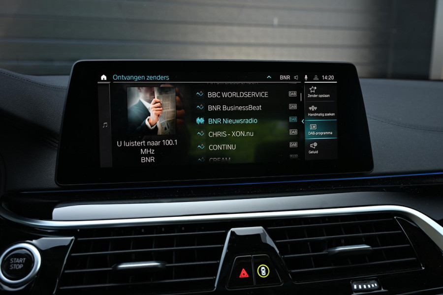 BMW 5 Serie 530e iPerformance High Executive | Panoramadak | HUD | 360 Camera | HIFI | Ambiance Interieur | Stoelverwarming + Ventilatie | Memory Seats | Keyless Entry |
