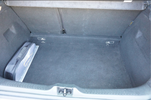 Renault Clio 0.9 TCe Limited Trekhaak Navigatie Airco