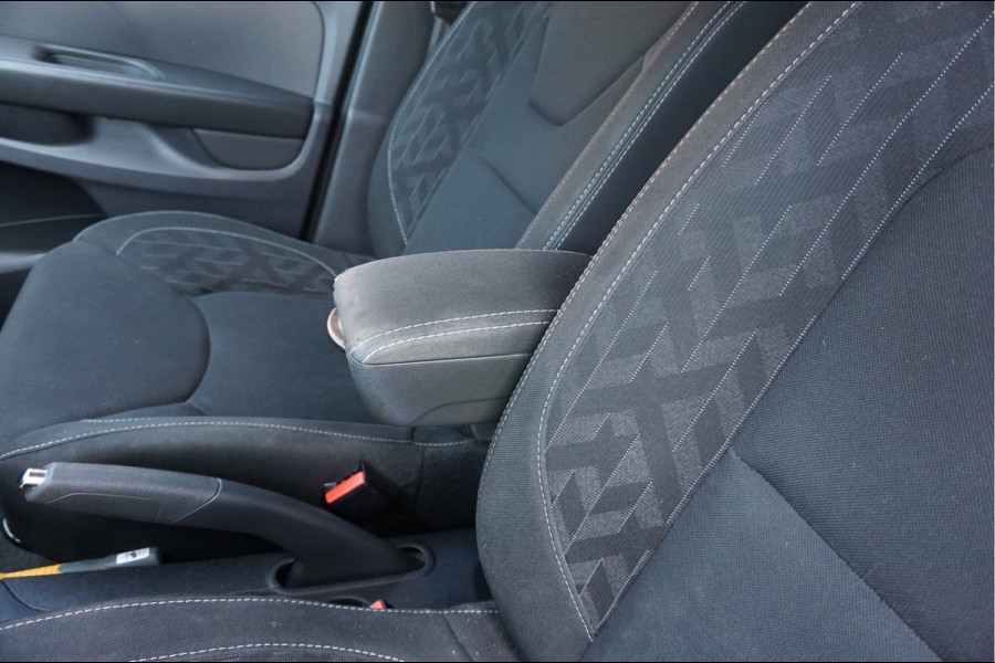 Renault Clio 0.9 TCe Limited Trekhaak Navigatie Airco