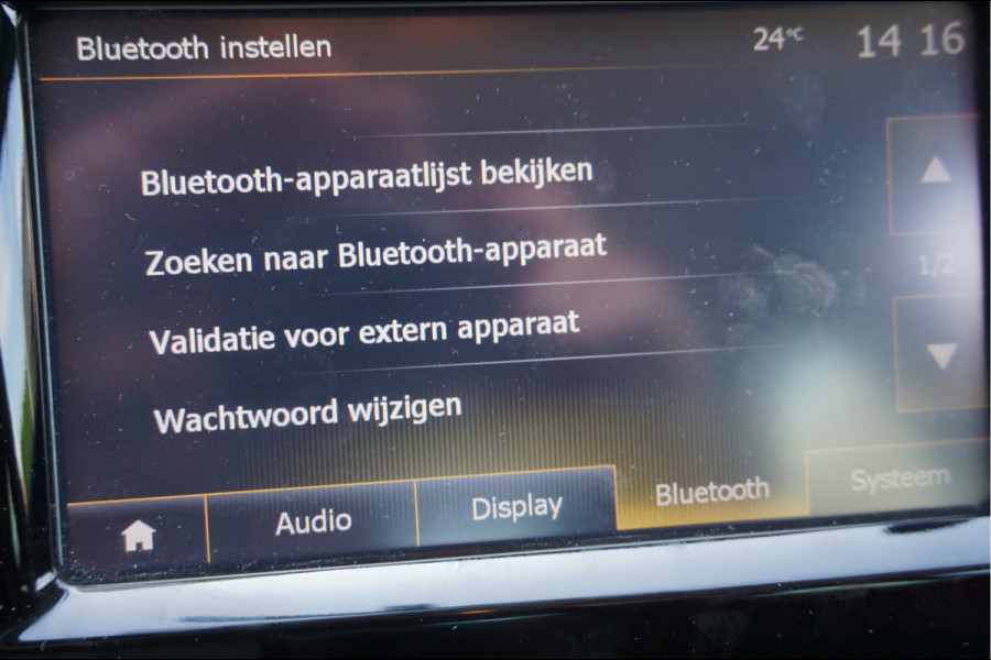 Renault Clio 0.9 TCe Limited Trekhaak Navigatie Airco