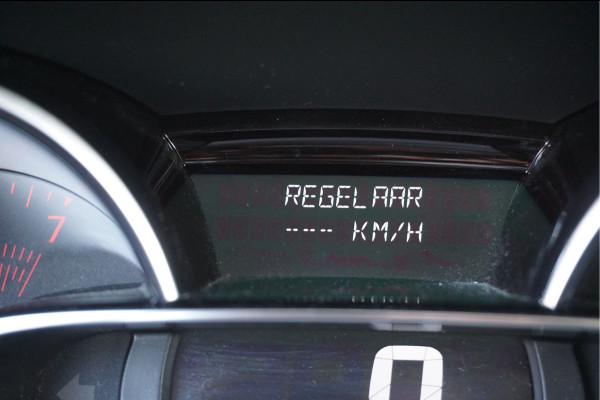 Renault Clio 0.9 TCe Limited Trekhaak Navigatie Airco