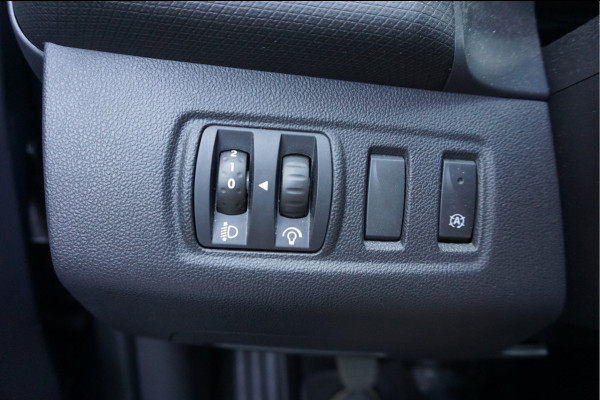 Renault Clio 0.9 TCe Limited Trekhaak Navigatie Airco