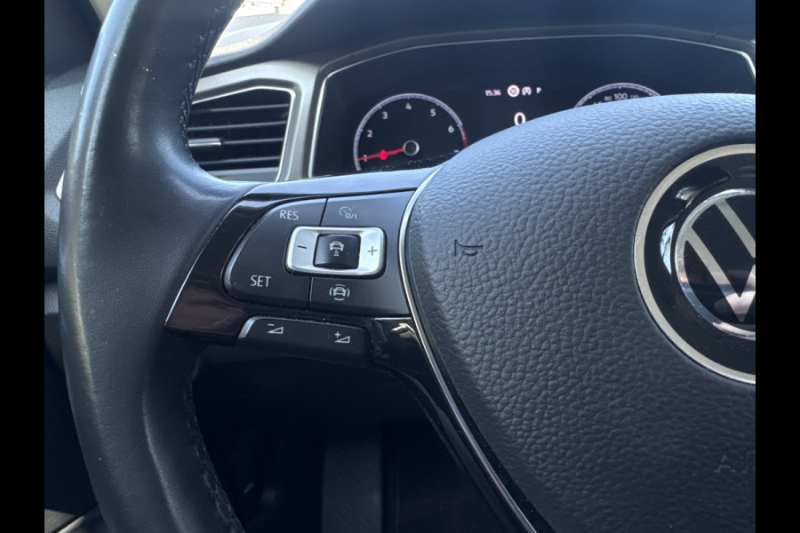 Volkswagen T-Roc 1.5 TSI DSG BUSINESS ACC/CARPLAY/TREKHAAK