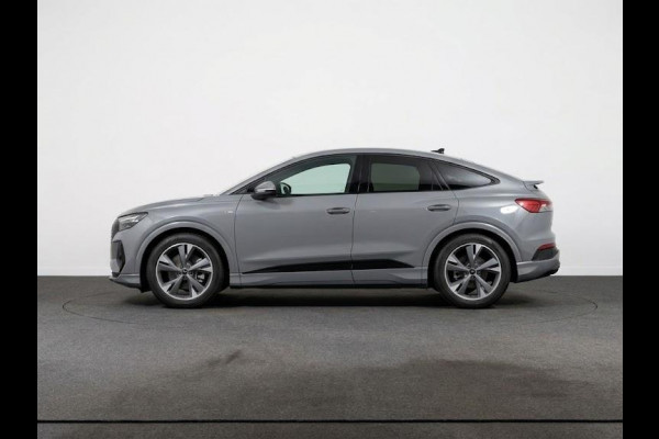 Audi Q4 Sportback e-tron S edition 63 kWh 204 pk | Techniekpakket plus | Optiekpakket zwart-glanzend | S line leder-kunstleder zwart |