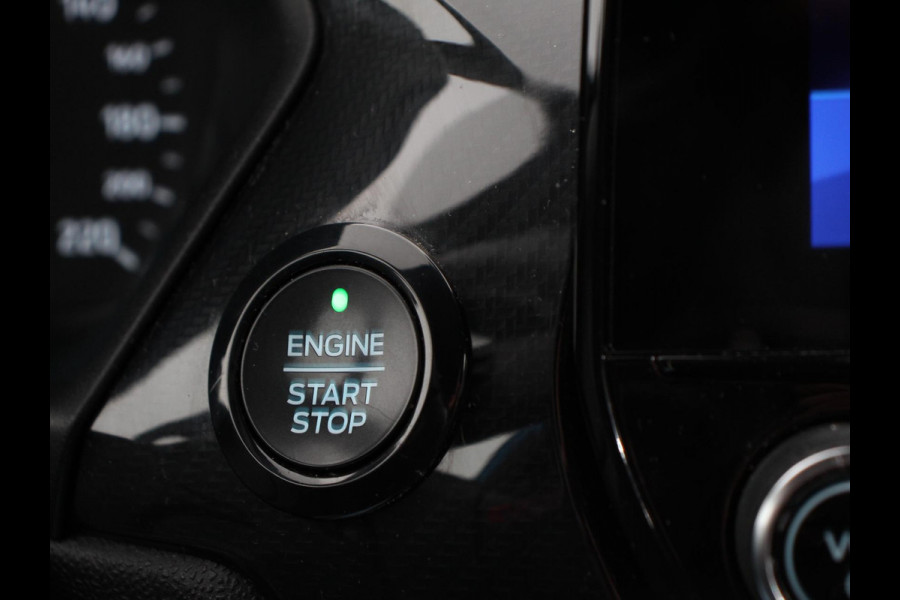 Ford Fiesta 1.0 EcoBoost ST Line Navigatie Parkeersensoren Bluetooth Cruise Control DAB Climate Control Lichtmetalen Velgen