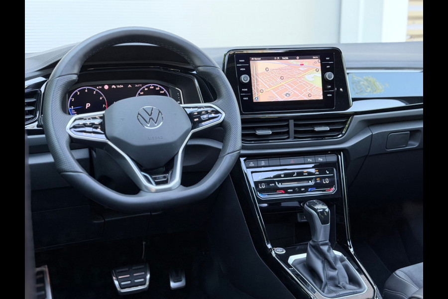 Volkswagen T-Roc 1.5 TSI 3x R-Line Pano/Keyless/IQ.Light/Camera