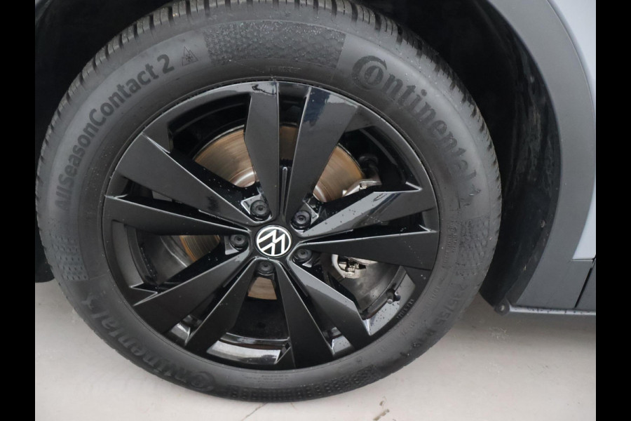 Volkswagen ID.4 LIMITED EDITION 52 kWh + SFEERVERLICHTING | ADAPTIVE CRUISE | CAMERA | STUUR/STOELVERWARMING
