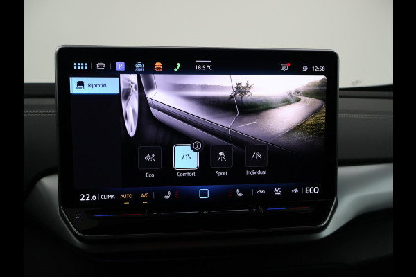 Volkswagen ID.4 LIMITED EDITION 52 kWh + SFEERVERLICHTING | ADAPTIVE CRUISE | CAMERA | STUUR/STOELVERWARMING