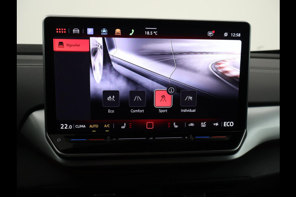 Volkswagen ID.4 LIMITED EDITION 52 kWh + SFEERVERLICHTING | ADAPTIVE CRUISE | CAMERA | STUUR/STOELVERWARMING
