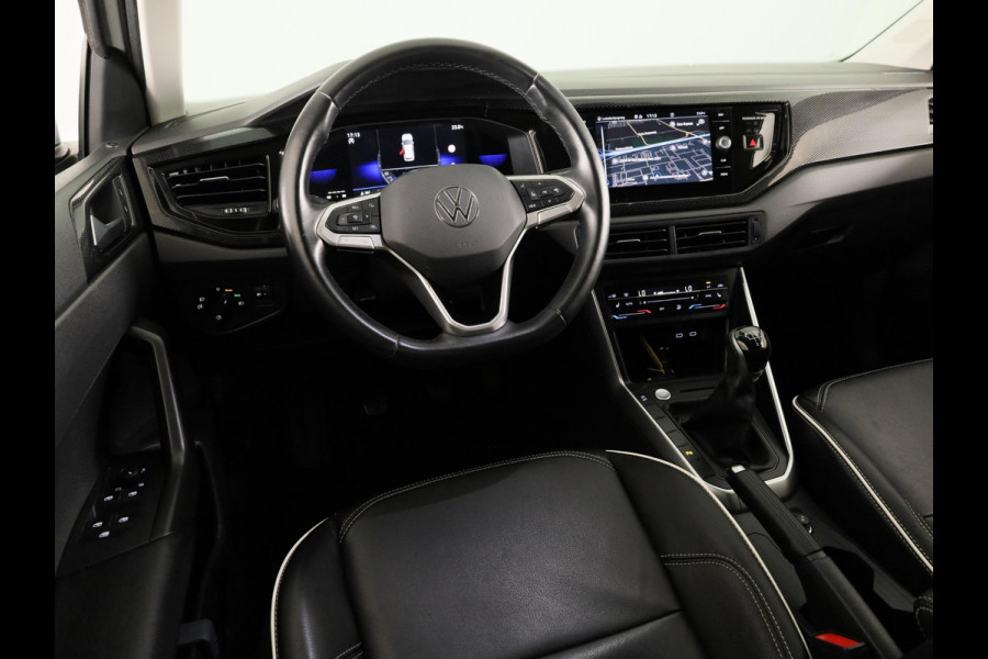 Volkswagen Taigo 1.0 TSI Life 95PK | Navigatie via app | Lederen Bekleding| Stoelverwarming l Camera | Keyless entry