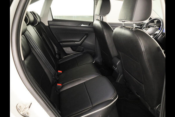 Volkswagen Taigo 1.0 TSI Life 95PK | Navigatie via app | Lederen Bekleding| Stoelverwarming l Camera | Keyless entry