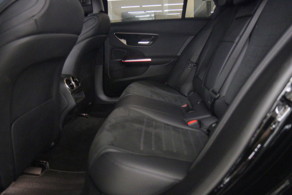 Mercedes-Benz C-Klasse 300 AMG/KEYLESS/SFEERVER/MEMORY/360CAM/CARPLAY/VOL