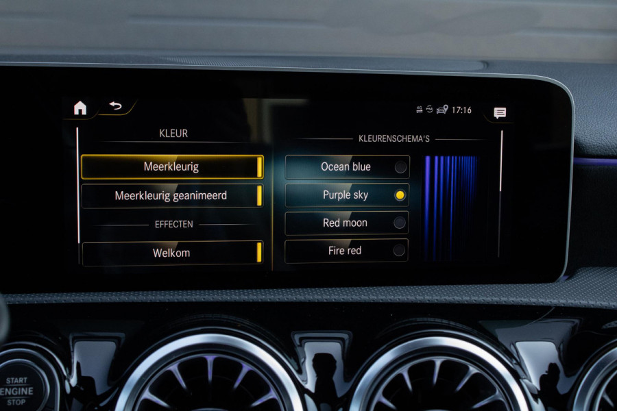 Mercedes-Benz A-Klasse 180 AMG Line PANO DIFFUSSER CAMERA BURMESTER
