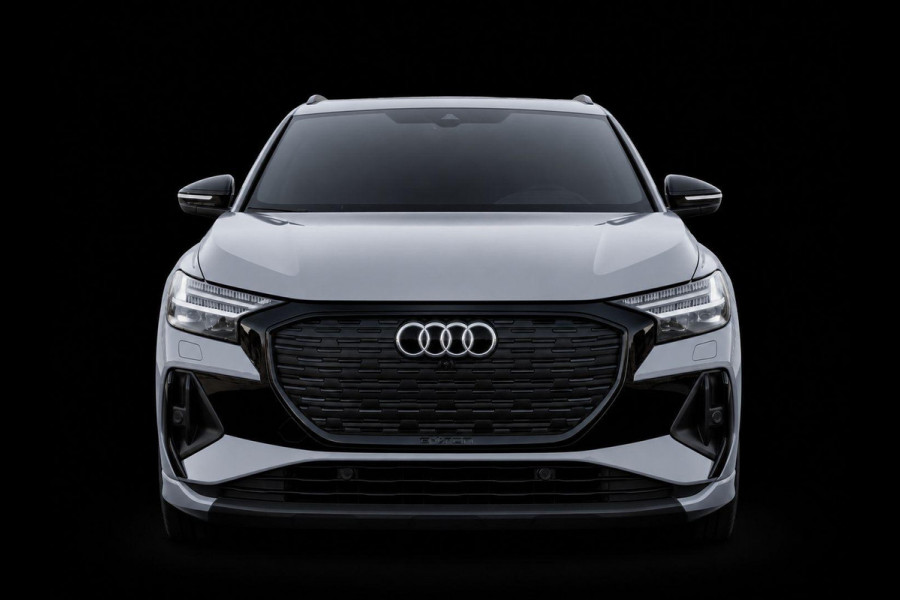 Audi Q4 e-tron 50 quattro S edition 77 kWh Panodak|Sline|kieselgrau|Sfeer