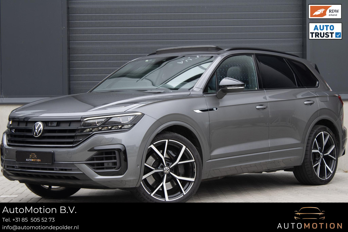 Volkswagen Touareg 3.0 TSi 4MOTION R Trekhaak Luchtvering Camera Nightvision