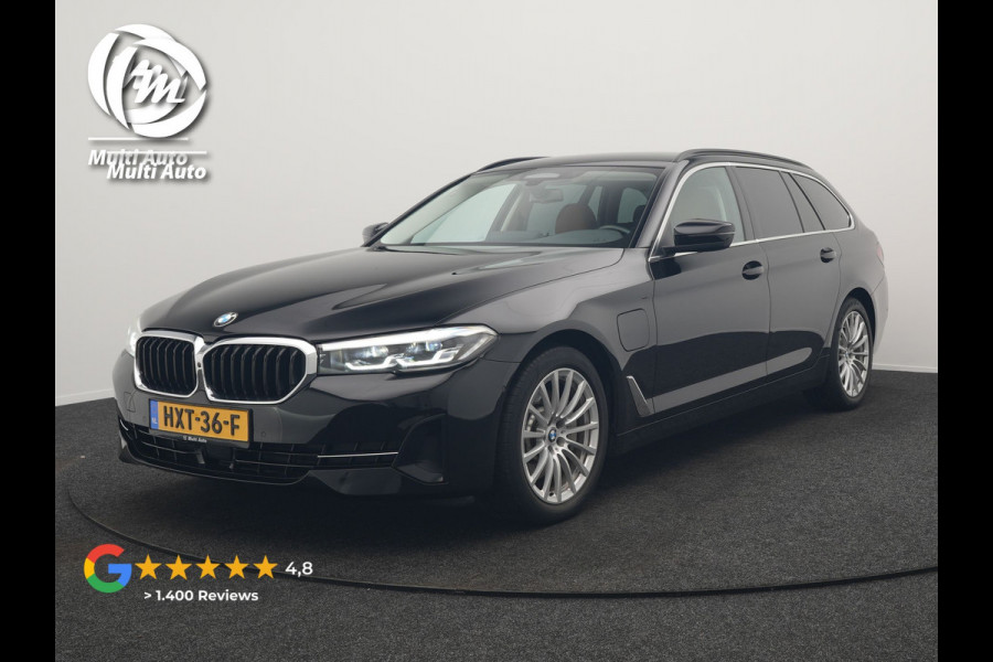 BMW 5 Serie Touring 530e xDrive Business Edition Plus PHEV 293pk Dealer O.H | Trekhaak af Fabriek | Adaptive Cruise | 360 Camera | M Sportstuur | Keyless | BLIS | Plug In Hybrid