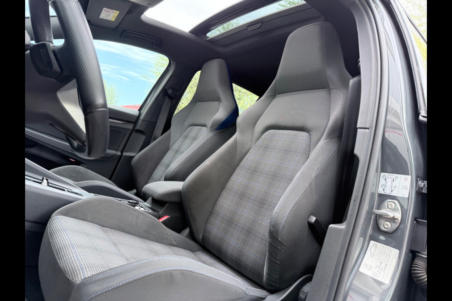 Volkswagen Golf 1.4 eHybrid GTE Pano/HuD/Sfeer